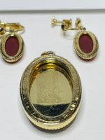 Vintage Red Stone Gold Tone Accents 3 PC Necklace Pendant + Clip Earring Set