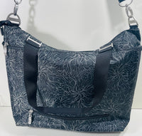 Baggallini Carryall Laptop Tote Messenger Bag Black with Gray Swirls