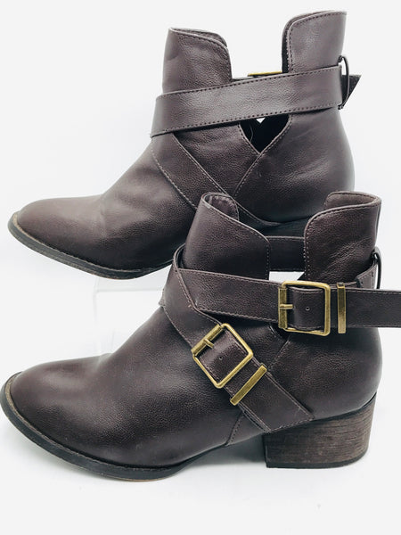 Breckelle's Brown Faux Leather Ankle Boots With Buckle's Ladies 8.5