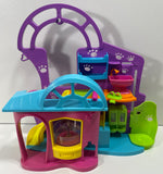 2011 Mattel Polly Pocket Compact Pet Grooming Play Center + 5 Pets