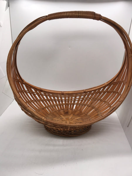 Woven Basket w/ Handle 13" x 12" 7"