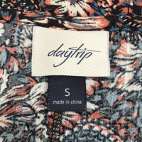 Daytrip Ladies Shirt Black Floral Ladies S