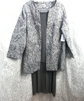 Chico's 3 PC Outfit Metallic Silver Travelers Pants & Tank Top with Beautiful Silver Dress Jacket PERFECT NEW YEARS OUTFIT! Ladies 3