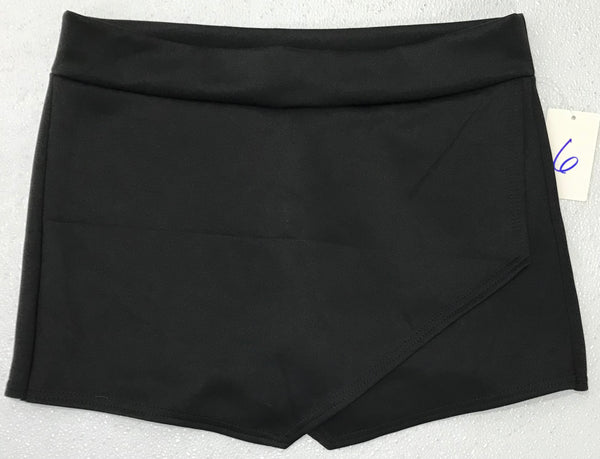 Boohoo NWT Black Skort Ladies 6